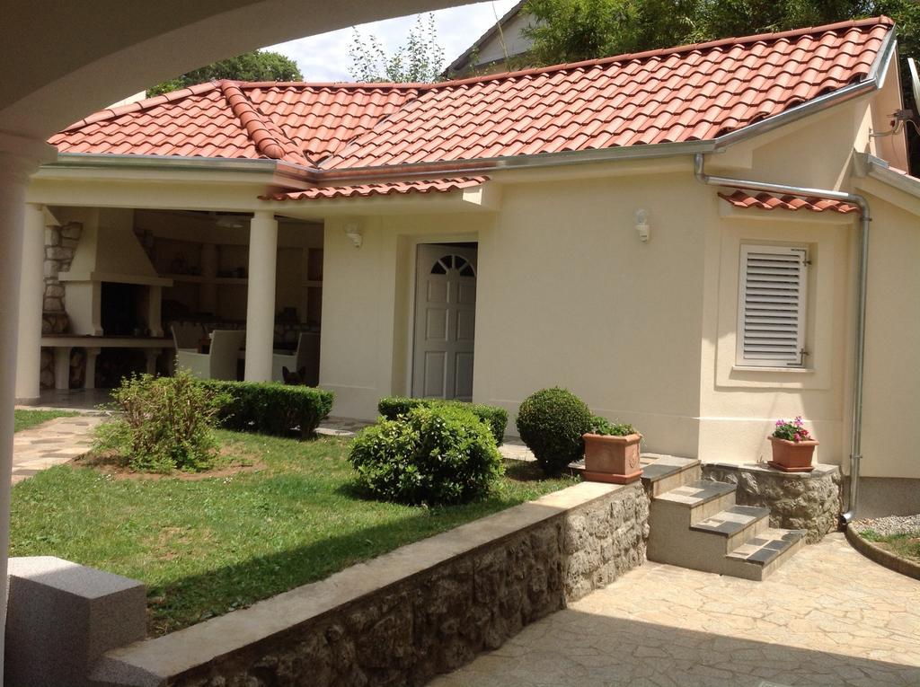 Apartments Villa Majda ماتولي المظهر الخارجي الصورة