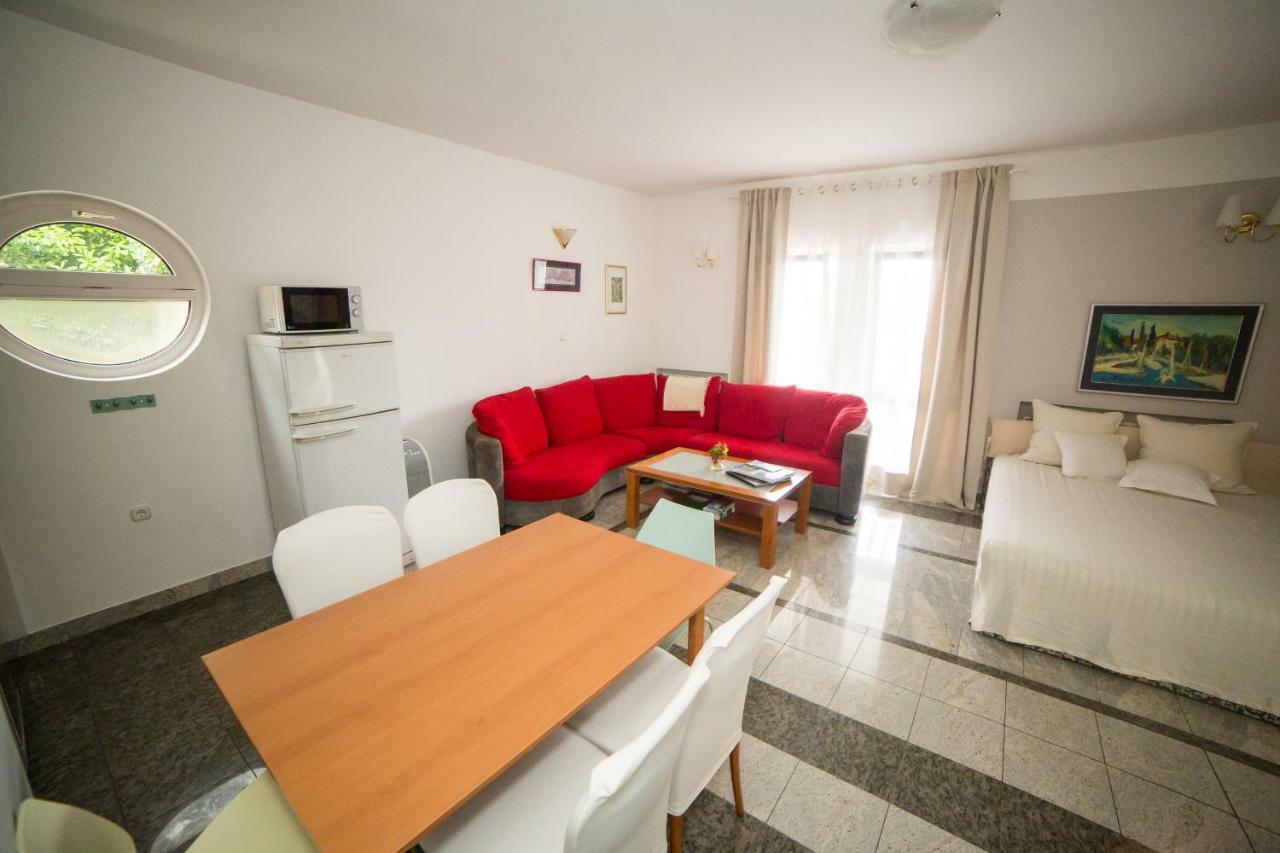 Apartments Villa Majda ماتولي المظهر الخارجي الصورة