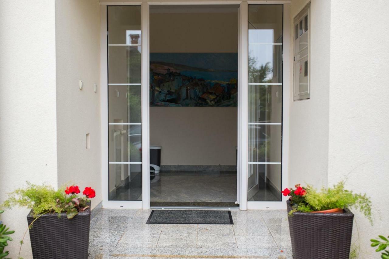 Apartments Villa Majda ماتولي المظهر الخارجي الصورة